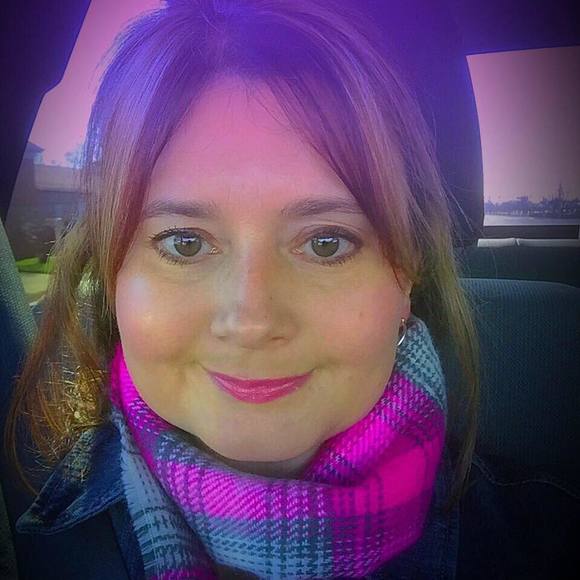 Meet your Posher, Kelly - Picture 1 of 1